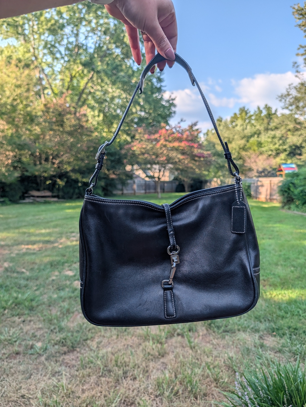 Coach Hamptons Hobo Clip bag, style B3K-7751